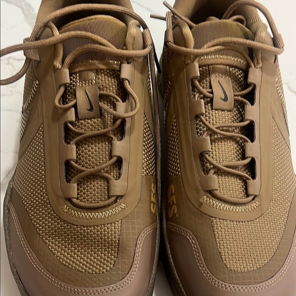 NEW!  Nike Brown WORK Sneakers with Breathable Mesh and Cushioned Sole